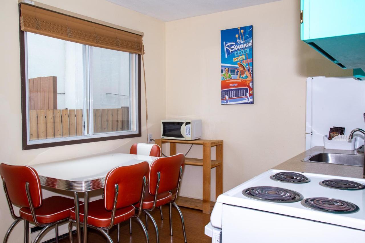 Bowmont Motel Penticton Esterno foto